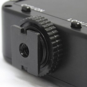 YongNuo SYD-0808 Video Light 64 LED (Camera Hotshoe Mount Compatible) for Video Camera and DSLR Camera